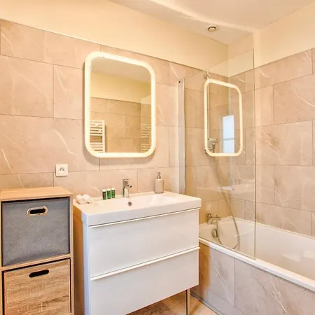 Coluche N2 - 1 Bedroom - Breakfast Included - Appartement